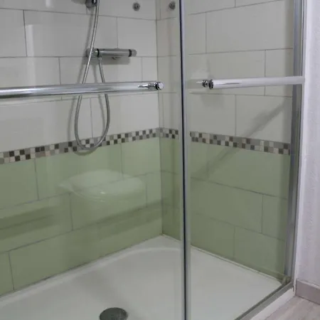 Pavillon 4 Pers Avec Terrasse Et Climatisation - Fr-1-229C-78