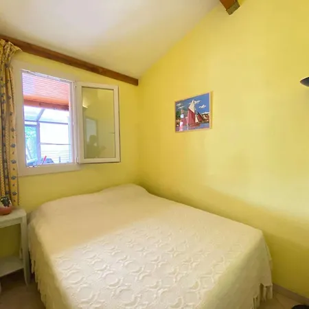 Pavillon Climatise 2p Avec Grande Terrasse A 1500m De La Plage, Jusqu'a 4 Pers - Fr-1-229c-78 Holiday home